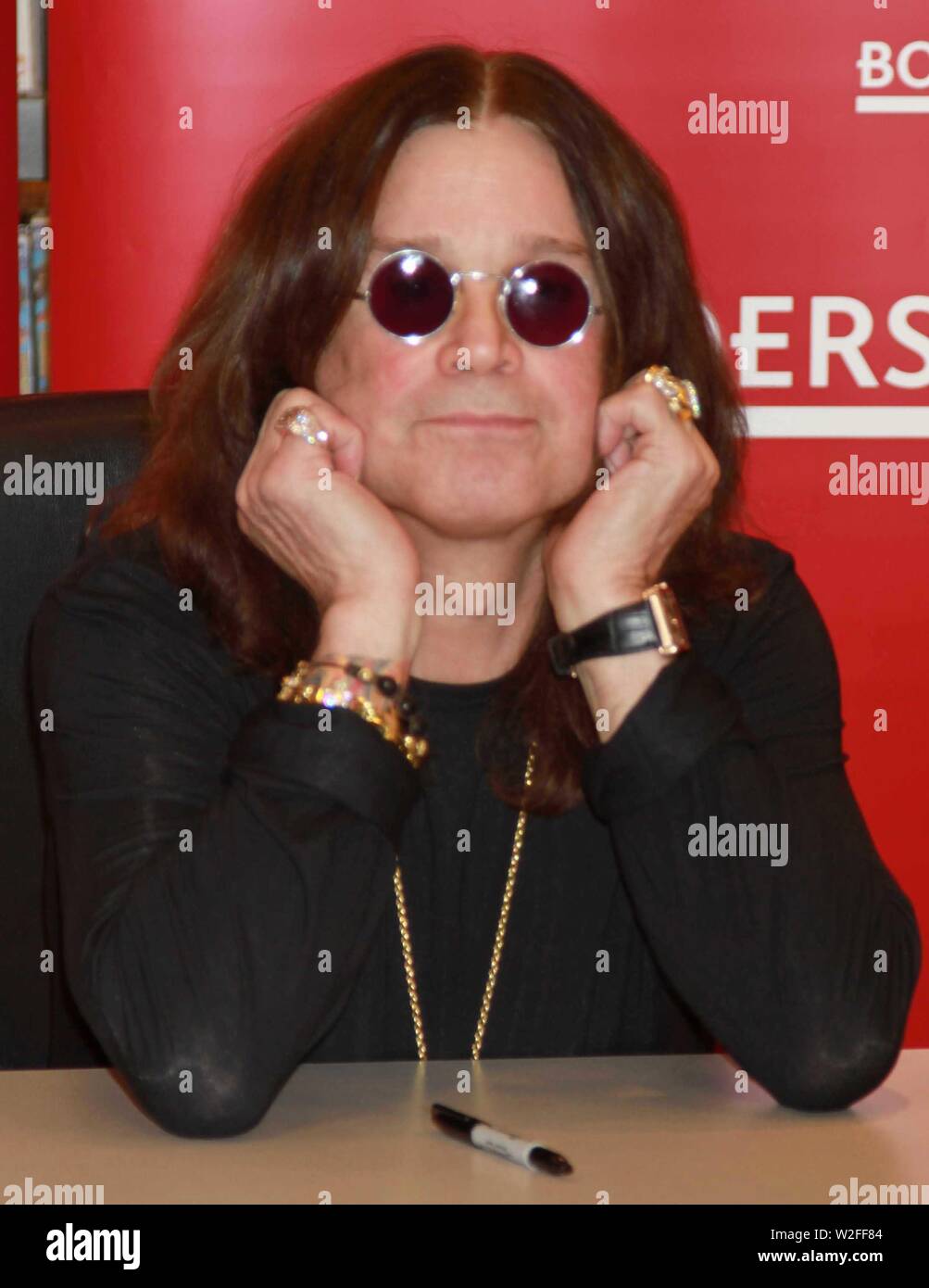 ozzy osbourne 2010 live