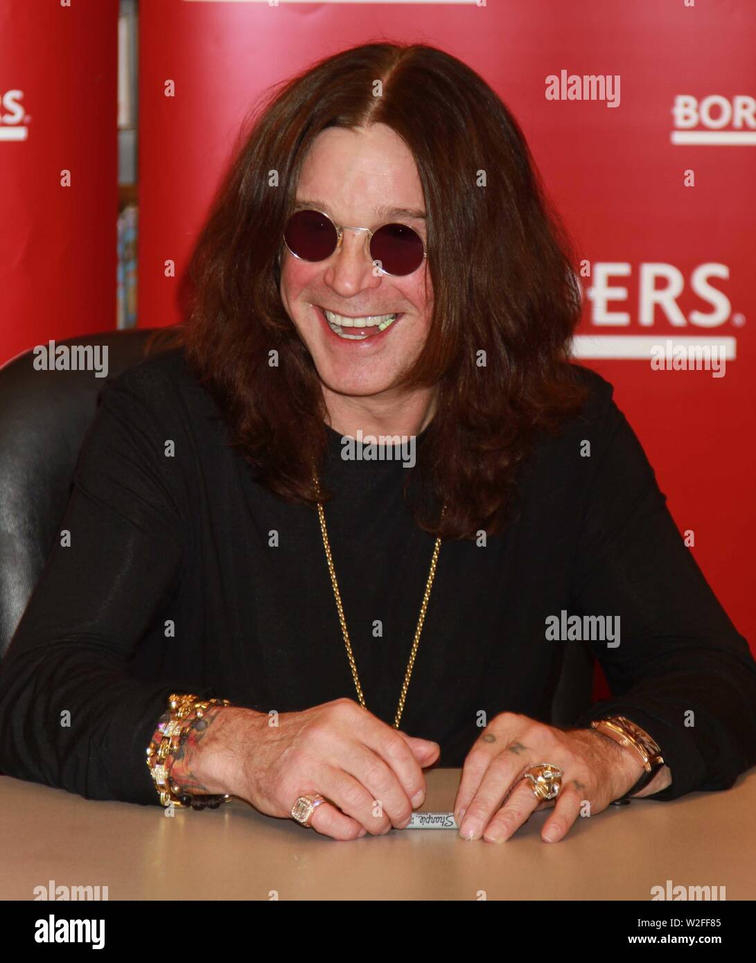 ozzy osbourne 2010 live