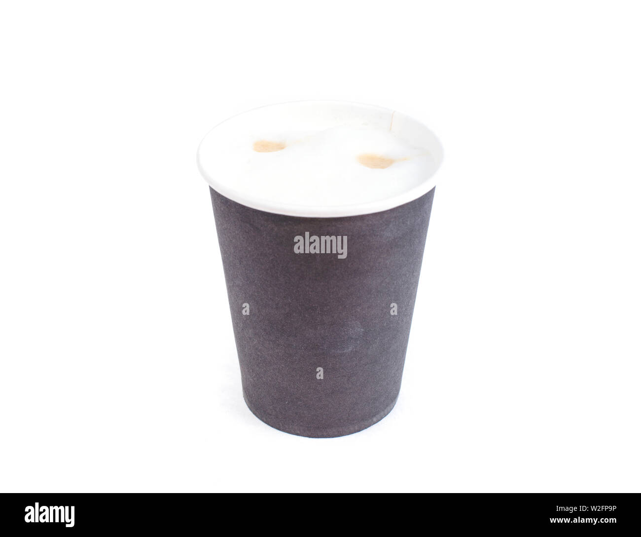 Disposable black paper cup with cappuccino, latte Stock Photo - Alamy
