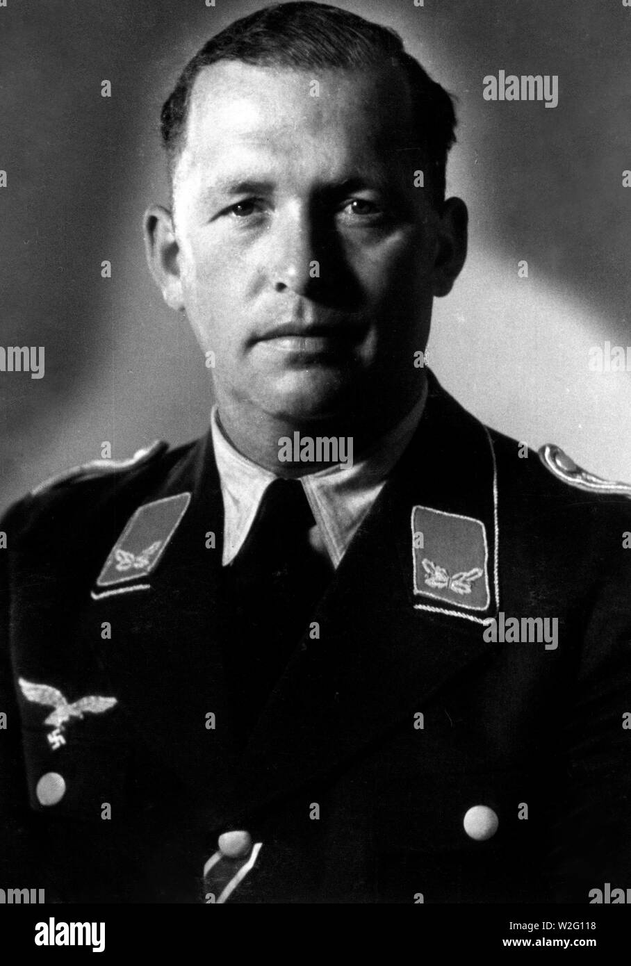 Eva Braun Collection (devet) - Portrait of Nazi officer  Fritz Otto Dreesen Stock Photo