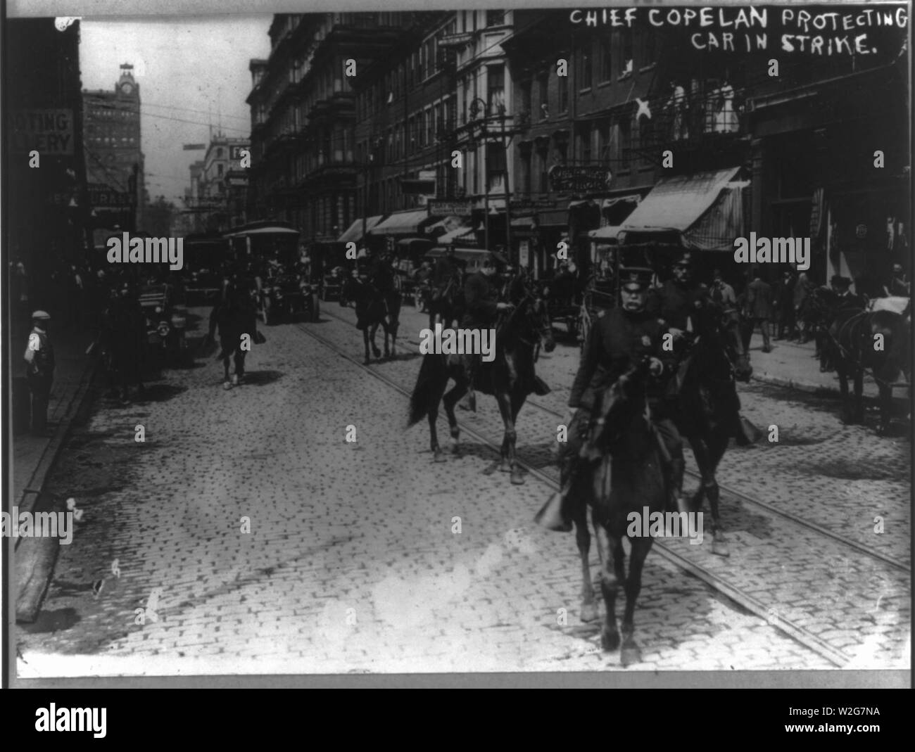 Chief Copelan protecting streetcar in strike, Cincinnati, May 17, 1913