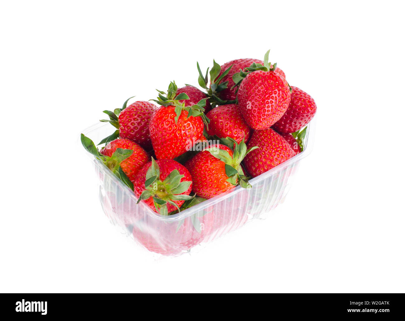 Strawberries in tray at market hi-res stock photography and images - Alamy