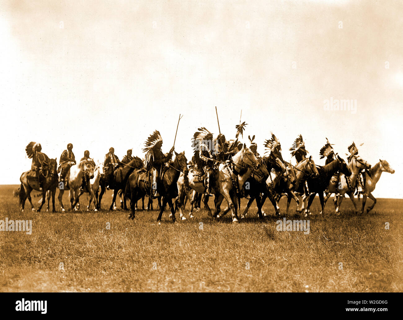 Indian War Bonnets High Resolution Stock Photography and Images - Alamy