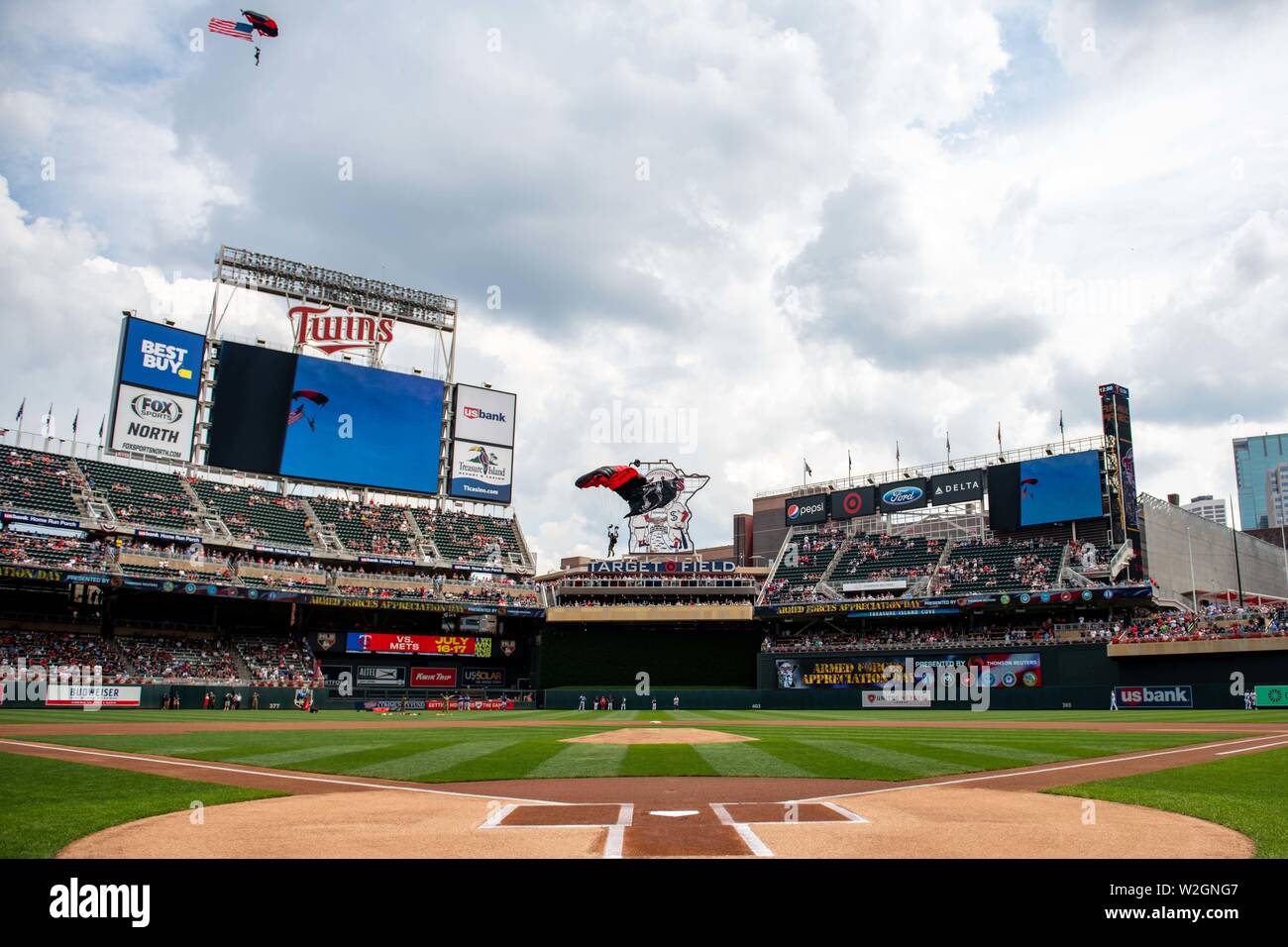 Mia soldier hires stock photography and images Alamy