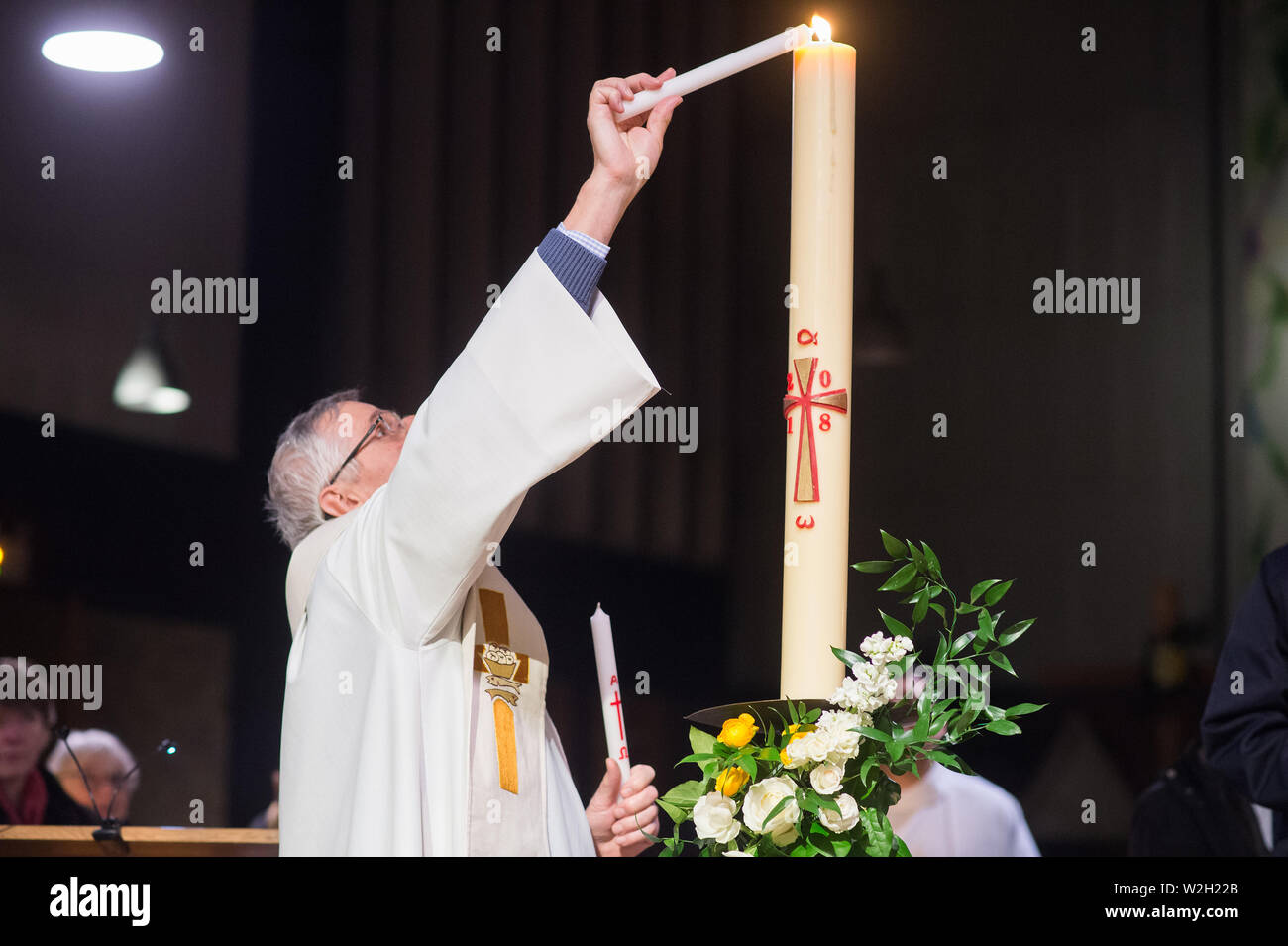 Easter vigil,candle hires stock photography and images Alamy