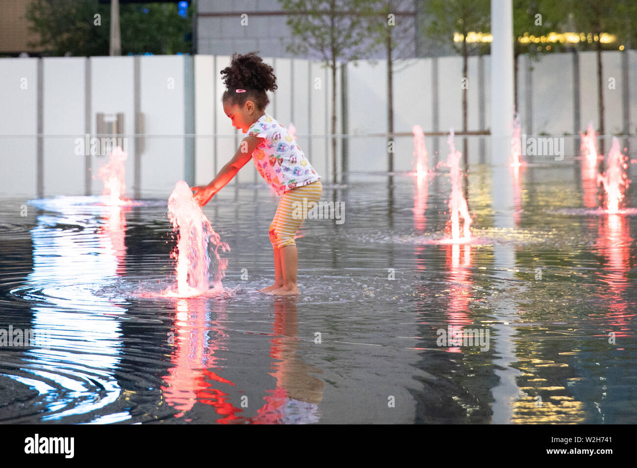 Birmingham water feature hires stock photography and images Alamy