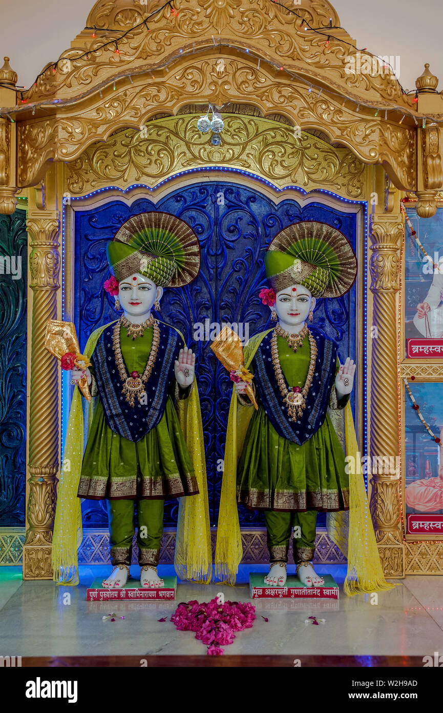 22 Nov 2013-Bhagvan Swaminarayan and Gunatitanand swami-BAPS-Shree Swaminarayan temple-Barshi ; Solapur ; Maharashtra ; India Stock Photo