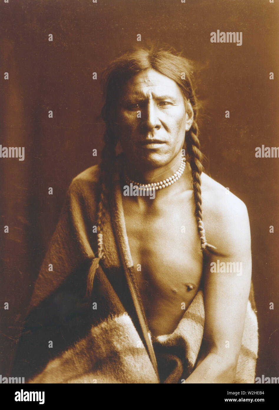 Native american shield hi-res stock photography and images - Alamy