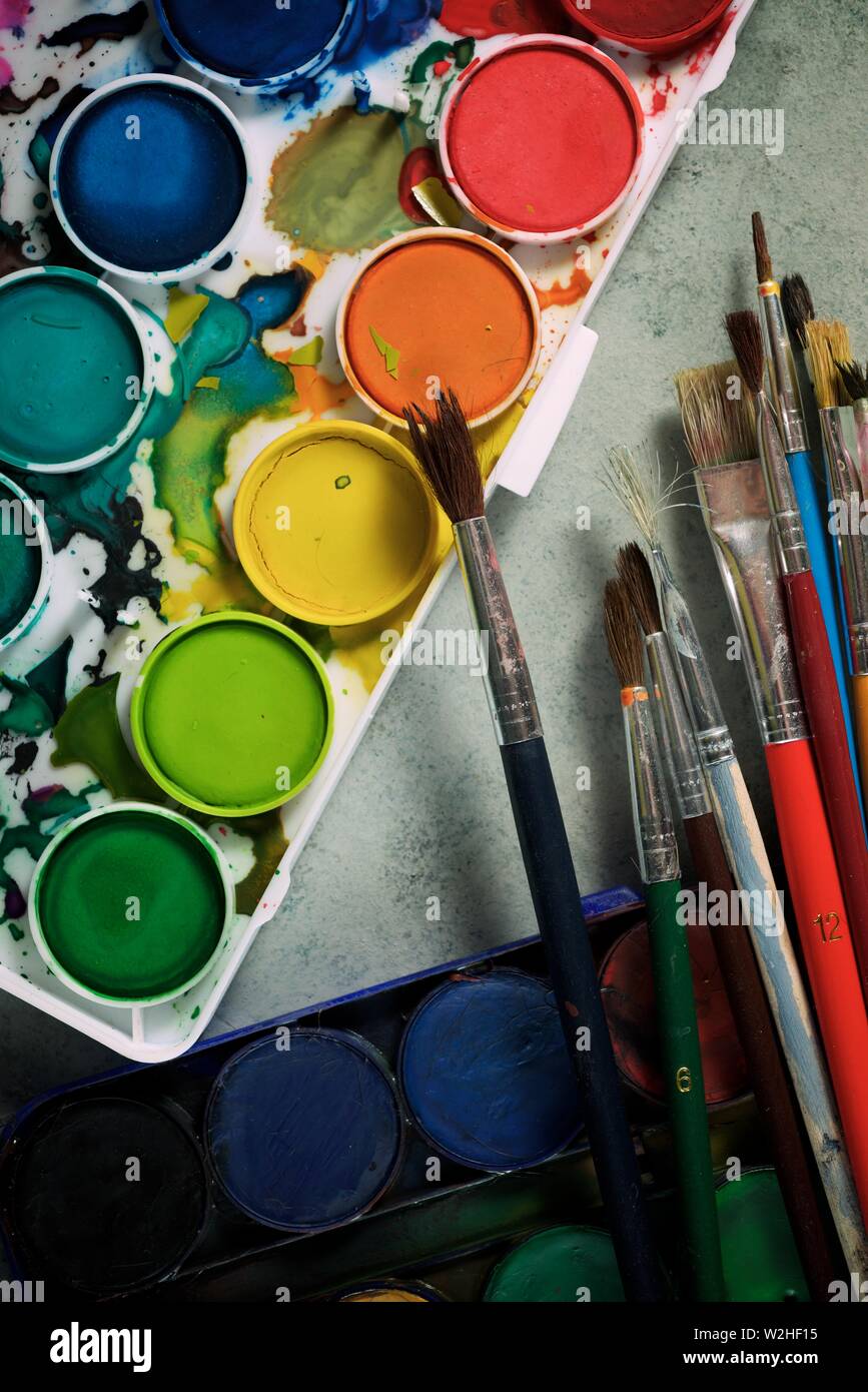High angle view paint brushes hi-res stock photography and images - Alamy