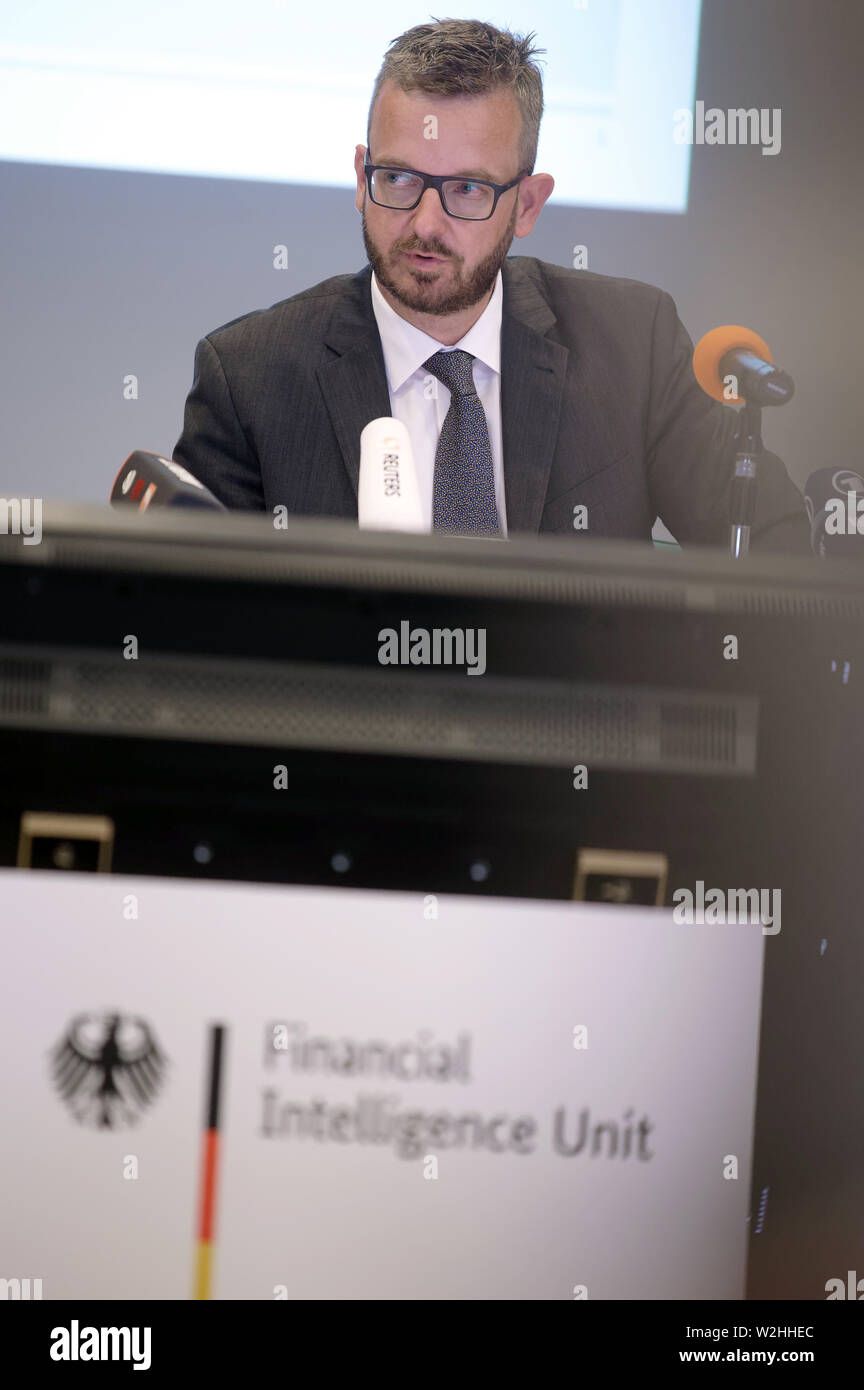 Cologne, Germany. 09th July, 2019. The head of the FIU, Christof Schulte, speaks at a press conference on the annual report of the Financial Intelligence Unit (FIU). The FIU is the federal anti-money laundering unit. Credit: Henning Kaiser/dpa/Alamy Live News Stock Photo