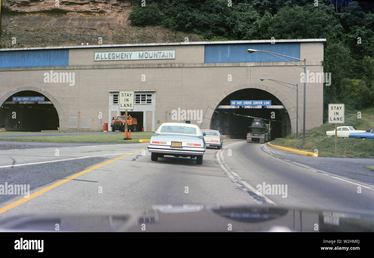 1970s cars on allegheny mountain highway hires stock photography and images Alamy