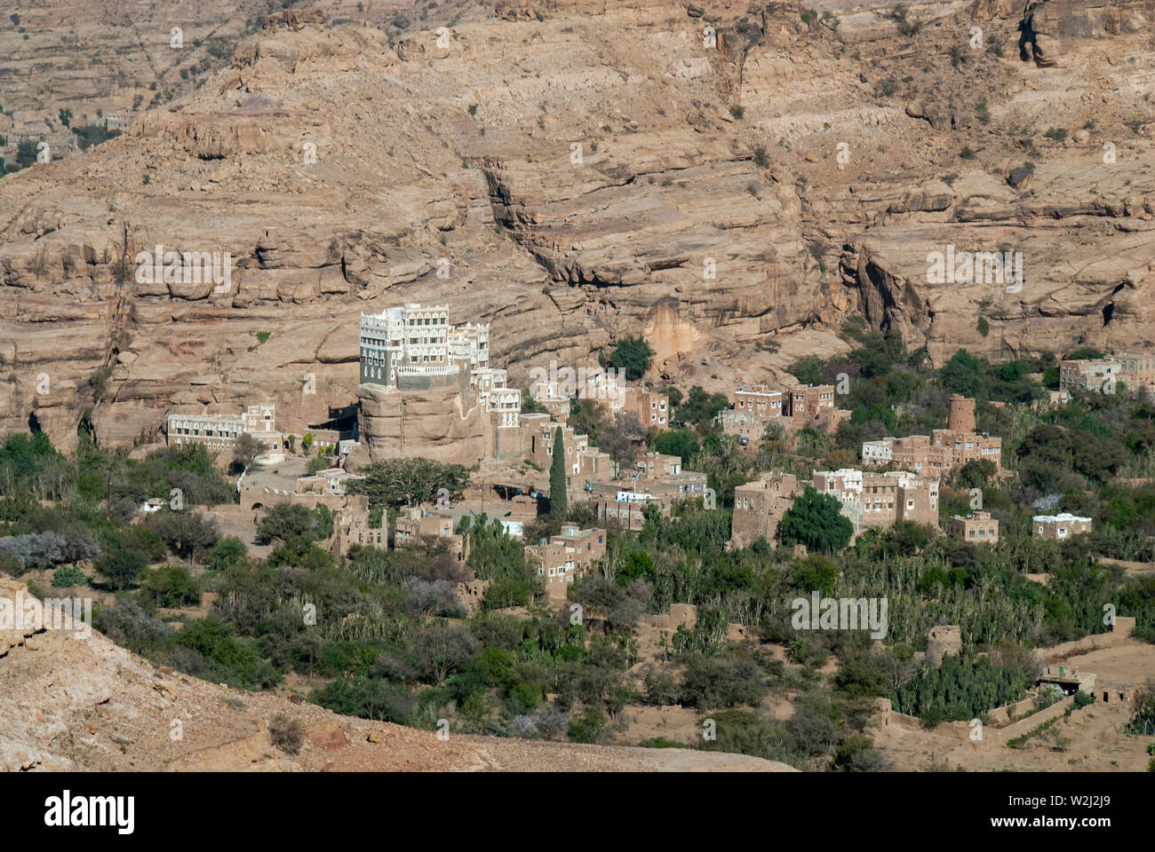 Market traders selling a variety of goods in and around Sanaa in war-torn Yemen Stock Photo