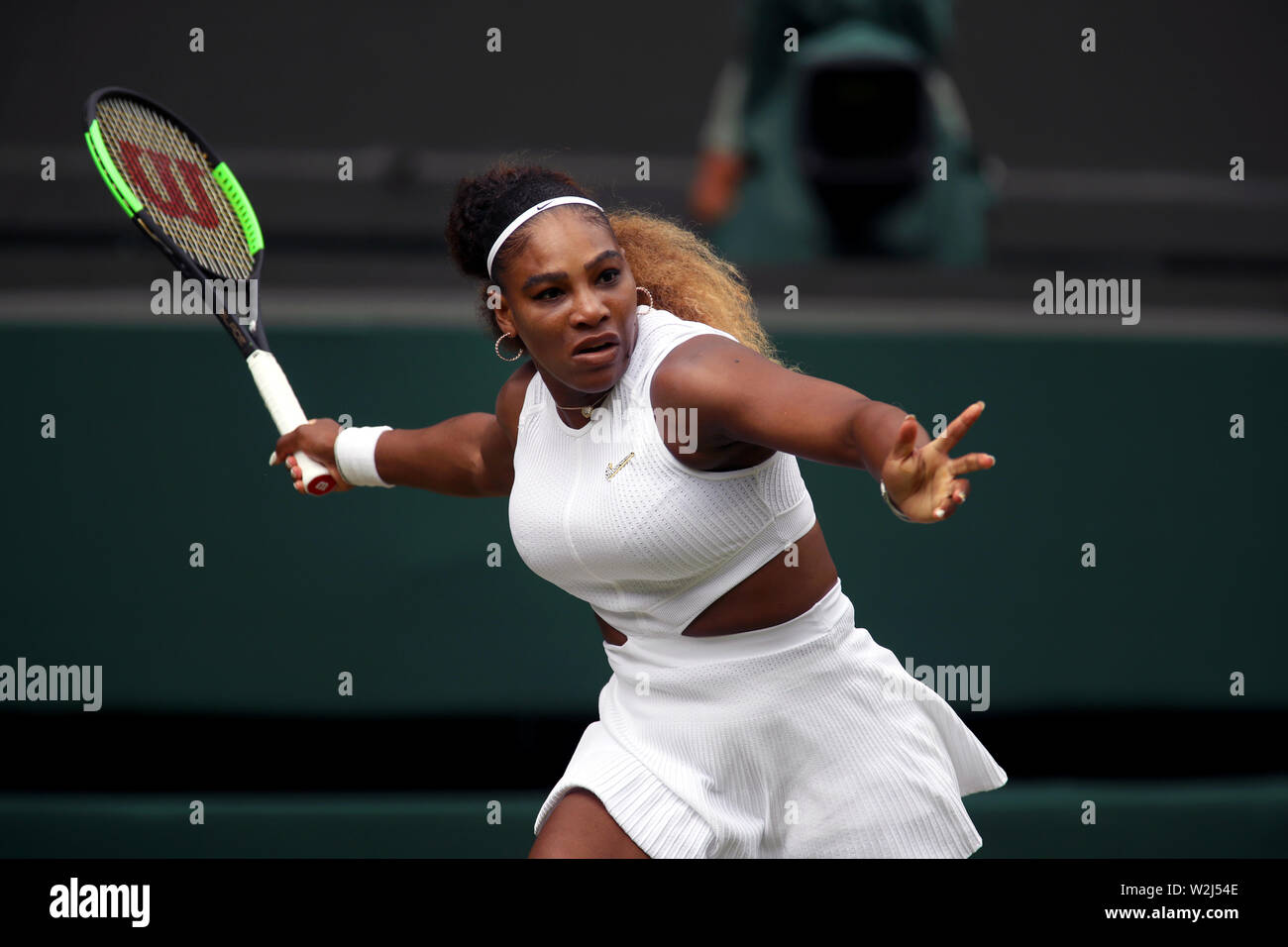 Serena williams action images hi-res stock photography and images