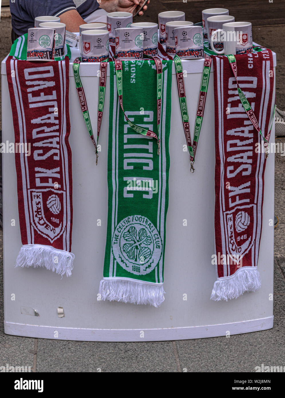 Foulard Ultras De Bosnie - FK Sarajevo - Supporters Sarajlije - Occasion