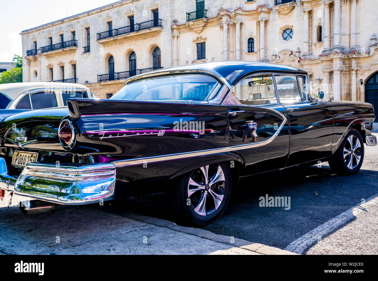 Old Havana, Cuba - January 2, 2019: A beautiful American car parked in the streets of Havana, Cuba. Stock Photo