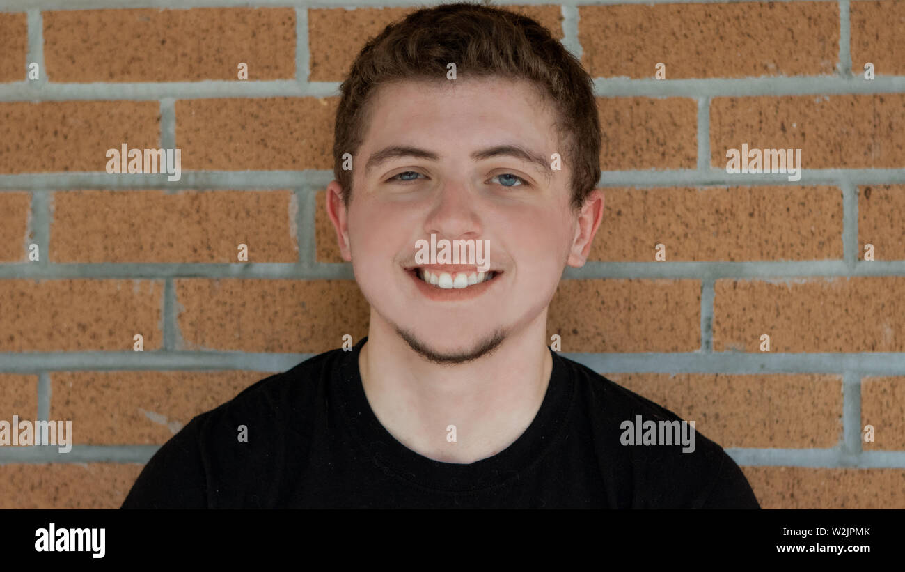 His eyes and grin hires stock photography and images Alamy