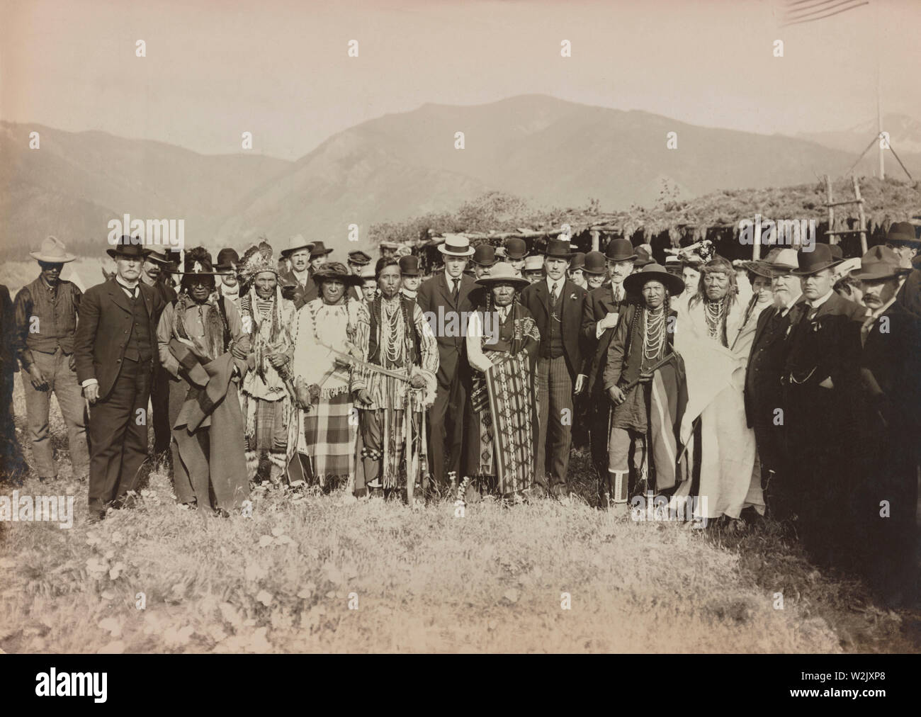 Large Group of Salish American Indians gathered with Secretary of the Interior, James Rudolph Garfield, Flathead Indian Reservation, Montana, USA, Photograph by Edward H. Boos, 1907 Stock Photo