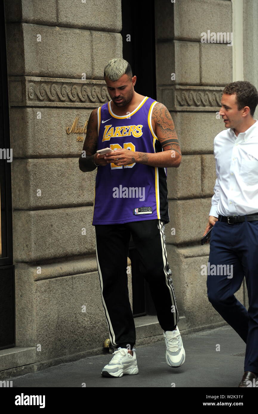 Milan, Andrea Petagna new look in the 