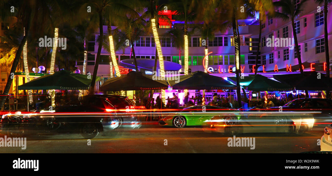 Night life in Ocean Drive, Miami Beach Stock Photo