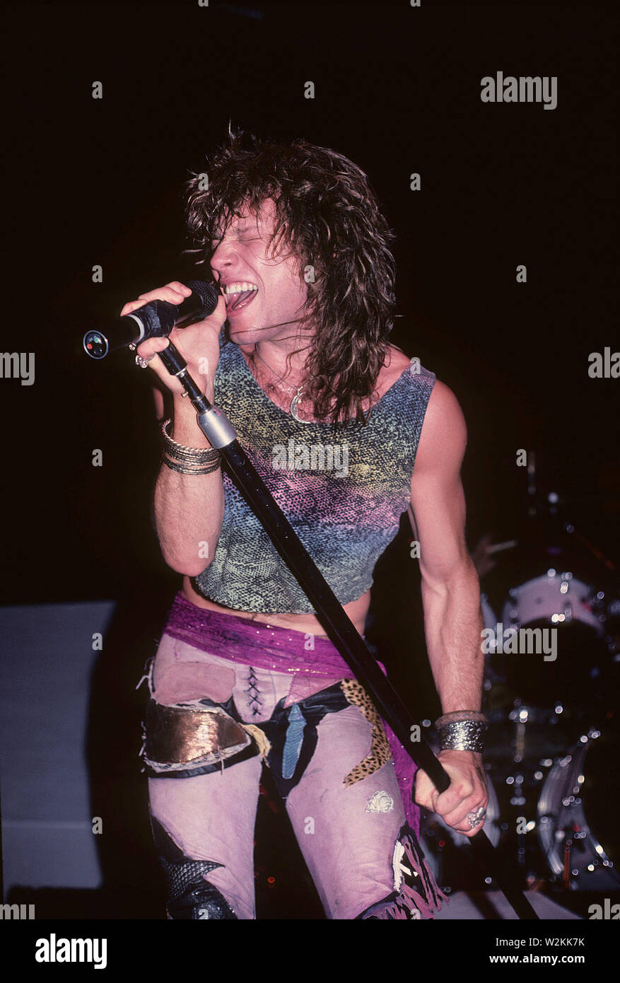 Bon Jovi = ボン・ジョヴィ – Bon Jovi = 夜明けのランナウェイ