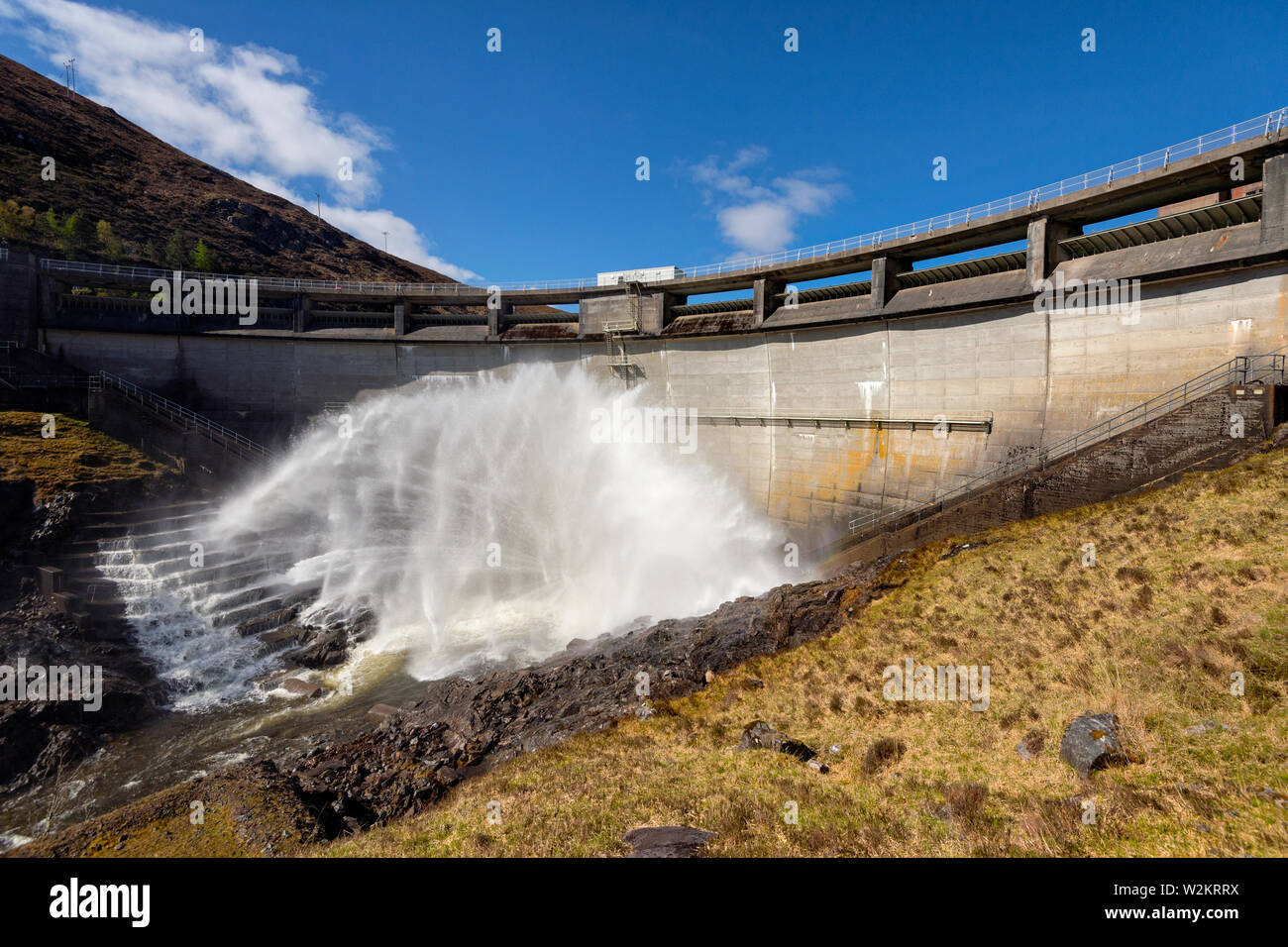 The Monar Dam at in Glen Strathfarrar, Highland Scotland.  The first double curvature arch dam built in Britain in 1963. Stock Photo