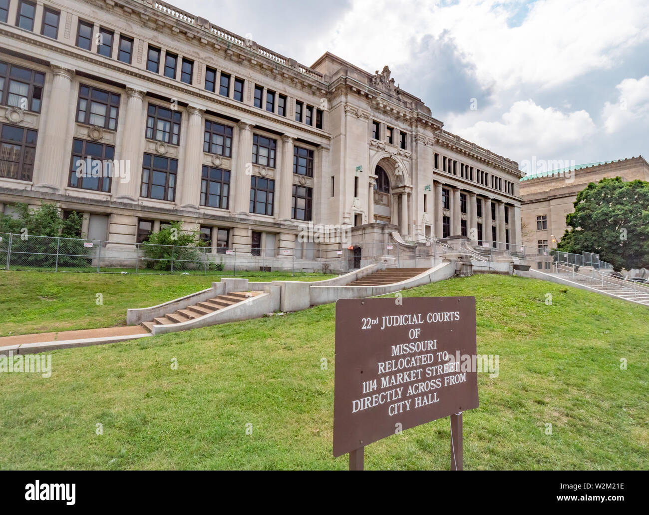 St louis courts hi-res stock photography and images - Alamy