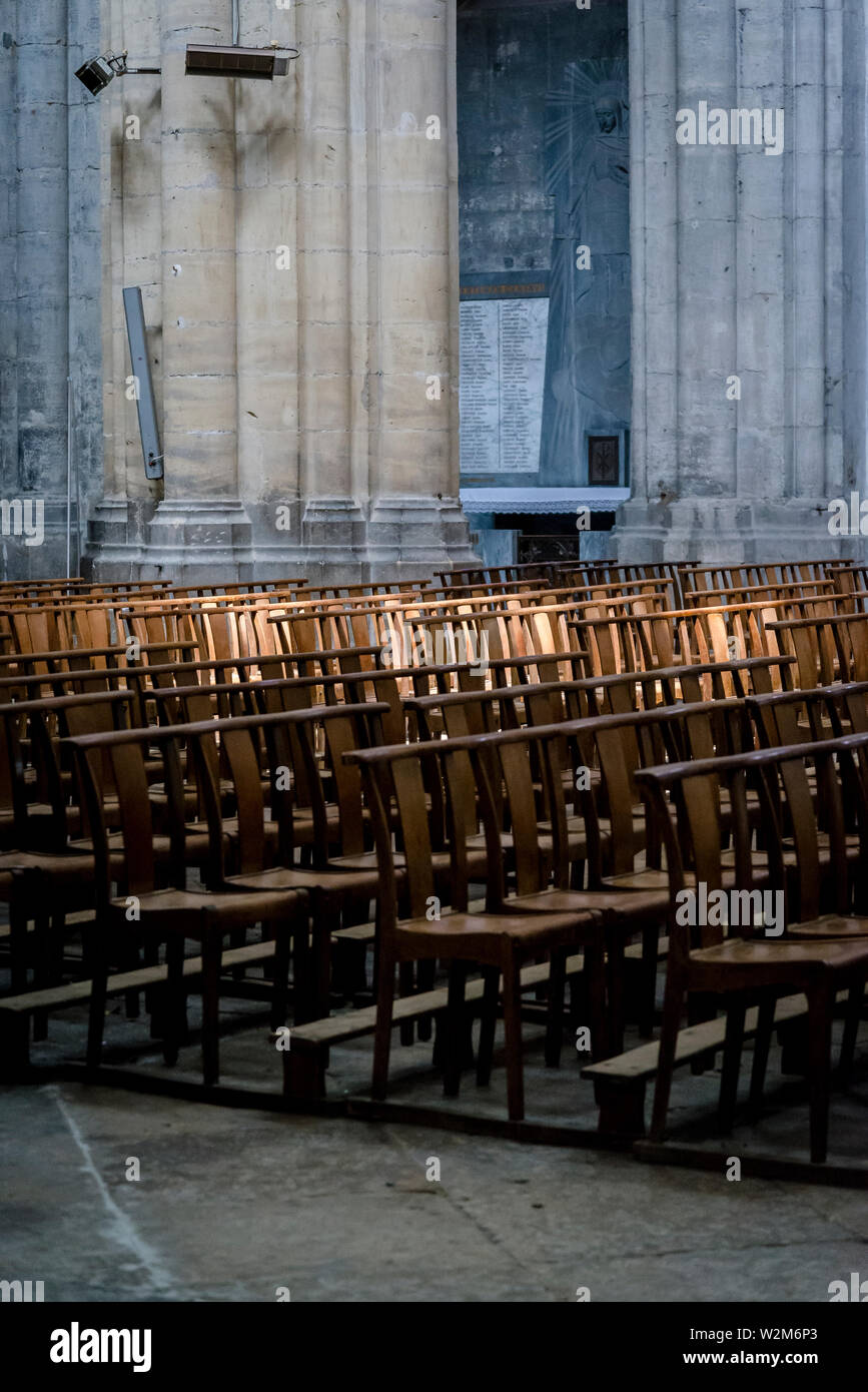 Church chairs, Vienne Cathedral, a medieval Roman Catholic church dedicated to Saint Maurice, Vienne, France Stock Photo