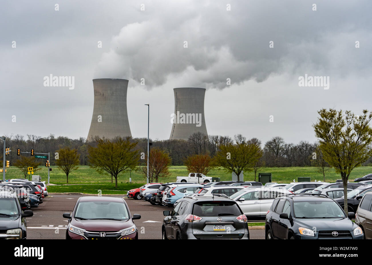 Limerick Generating Station, in Limerick PA. With a parking lot in front.  The facility has two General Electric boiling water reactor units, cooled  Stock Photo - Alamy