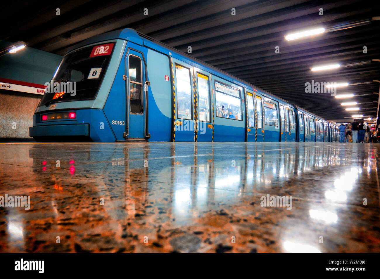 Ns93 SANTIAGO, CHILE - DECEMEBR 2014: A Metro de Santiago NS93 train at ...