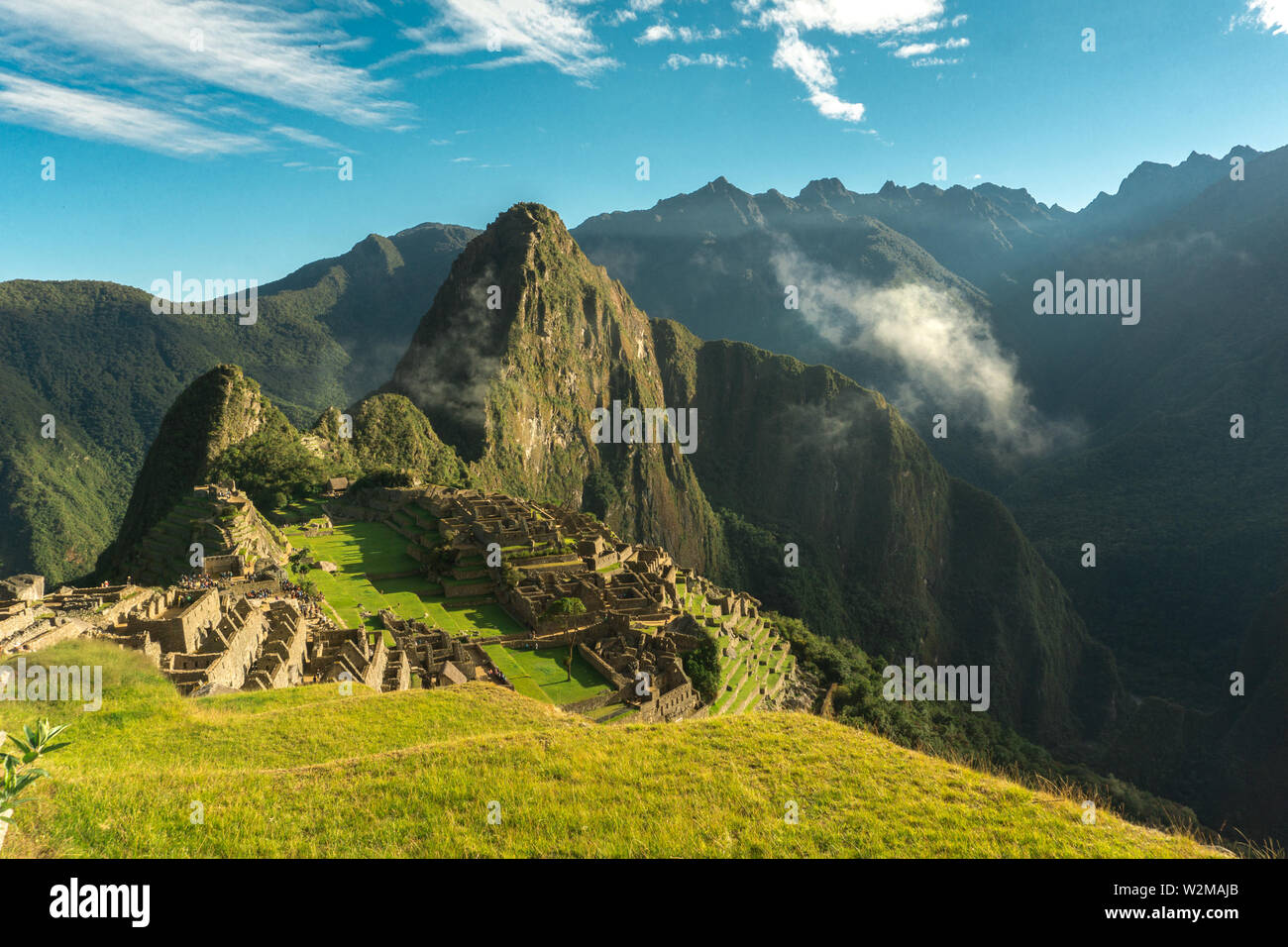Machu picchu hike hi-res stock photography and images - Alamy
