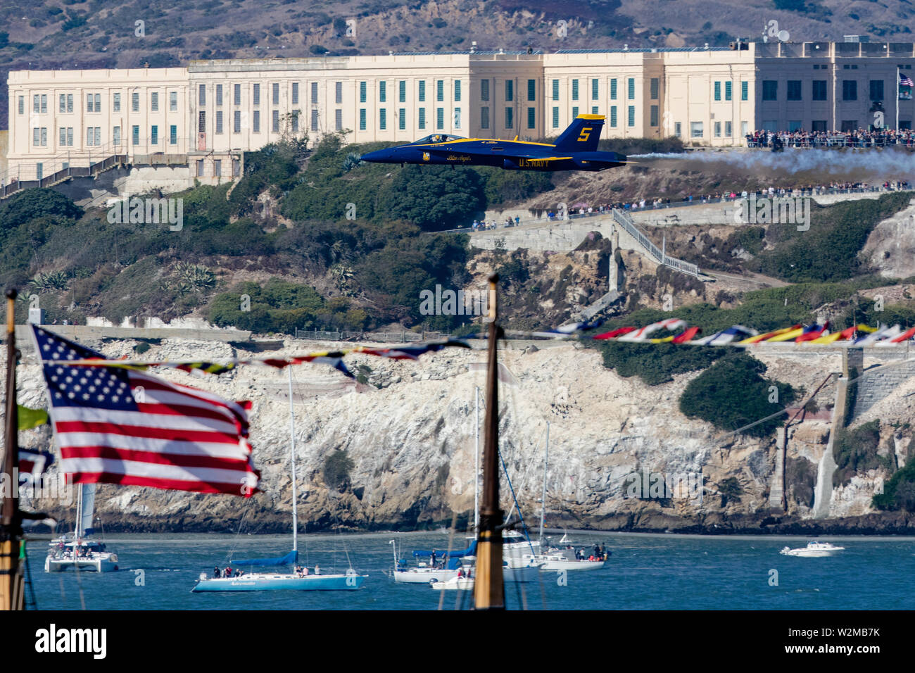 Blue Angels #5 Lead Solo high speed low altitude pass in front of Alcatraz at San Francisco Fleet Week Stock Photo