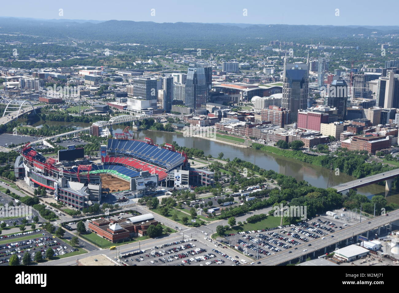 A photo of downtown Nashville, Tennessee taken from the air June 21, 2019. Members of the Tennessee Army National Guard’s 1-230th Assault Helicopter Battalion took several members from the Tennessee Air National Guard’s 118th Wing for a flight on a UH-60 Black Hawk around Nashville and the surrounding counties. (U.S. Air National Guard photo by Staff Sgt. Anthony Agosti) Stock Photo