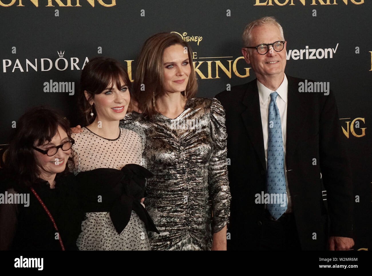 Los Angeles, USA. 9th July, 2019. Mary Jo Deschanel, Zooey Deschanel, Emily Deschanel, and Caleb Deschanel 082 attend the premiere of Disney's 'The Lion King' at Dolby Theatre on July 09, 2019 in Hollywood, California Credit: Tsuni/USA/Alamy Live News Stock Photo