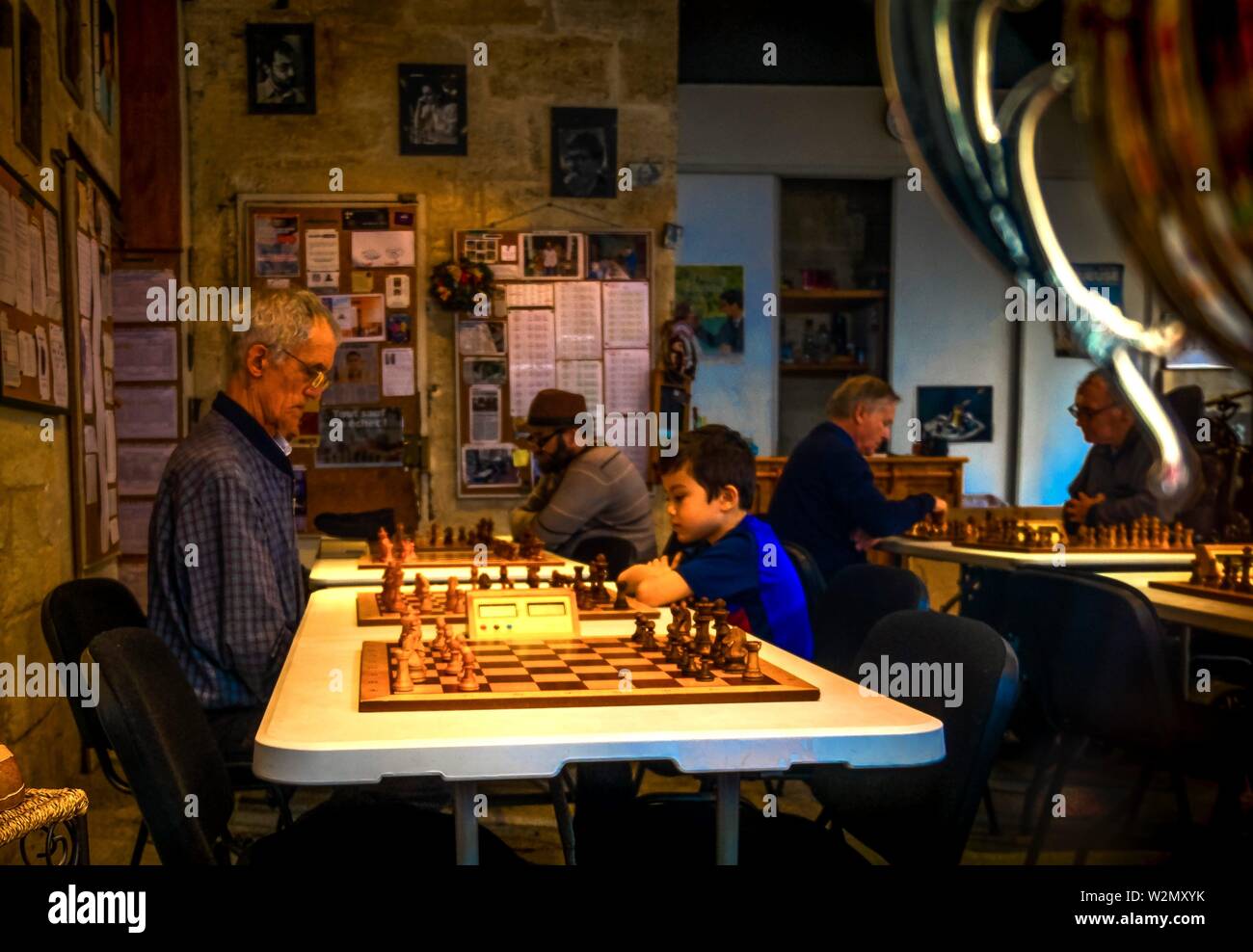 1.093 fotos de stock e banco de imagens de Chess Club - Getty Images