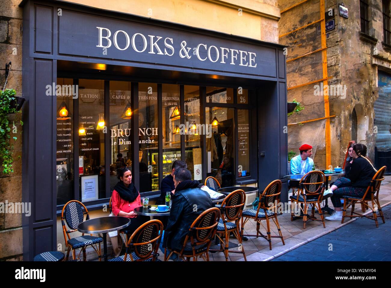 France, Nouvelle Aquitaine, Gironde, "Books & Coffee" shop on Rue Saint  James, at Bordeaux Stock Photo - Alamy