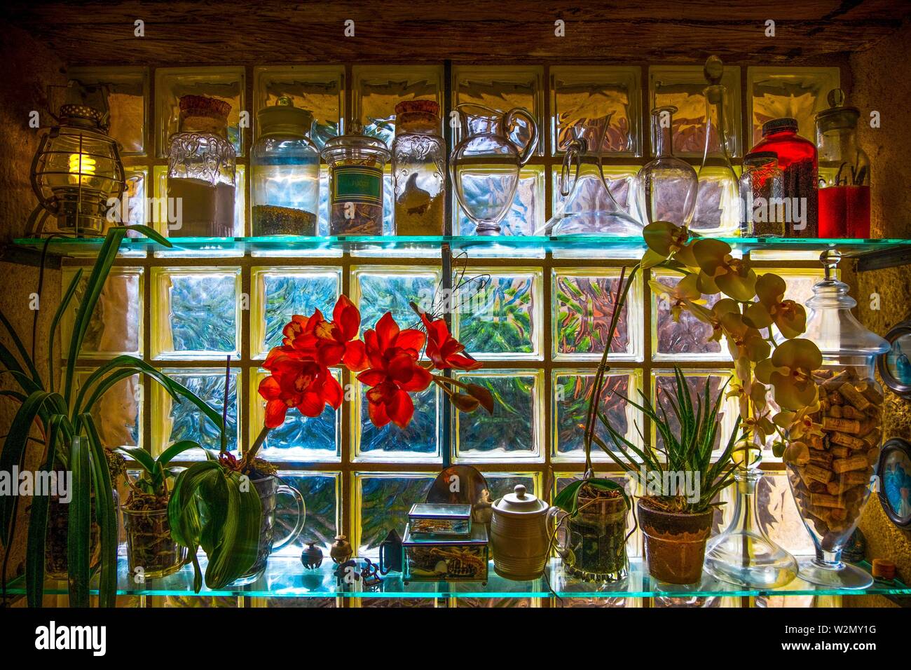 France, Nouvelle Aquitaine, Gironde, window in a privat home at Casseuil. Stock Photo