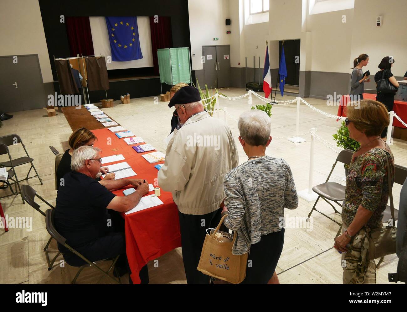 Voting in France in the 2019 European Union elections Stock Photo