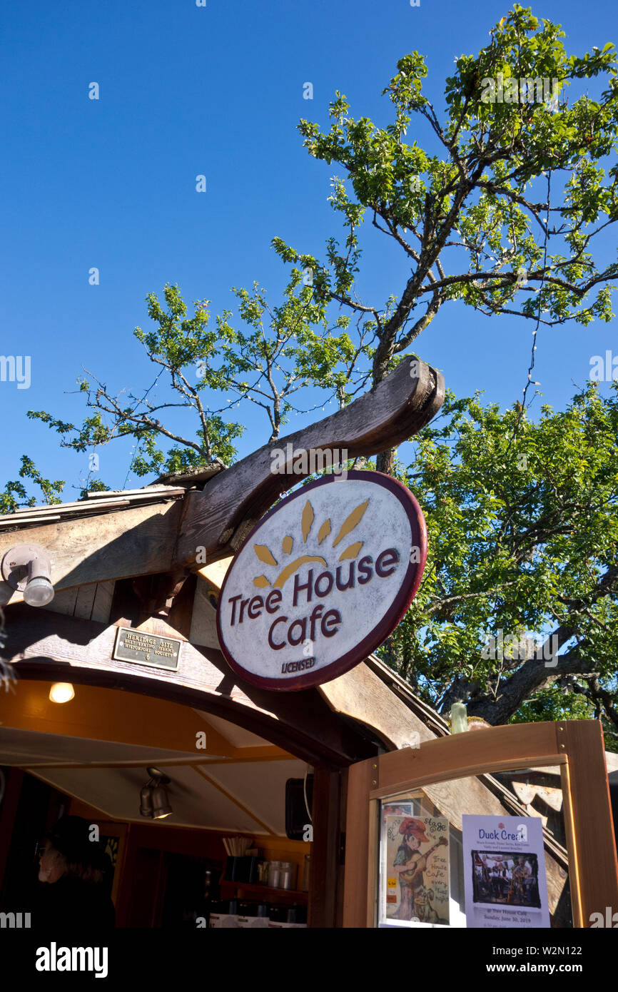 Tree House Cafe on Salt Spring Island, BC, Canada. Stock Photo