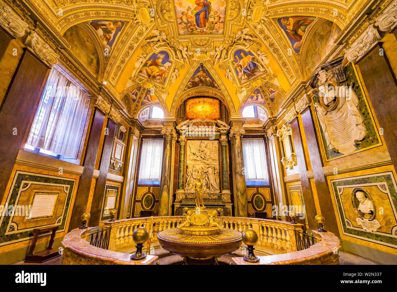 Rome major papal basilicas hi-res stock photography and images - Alamy