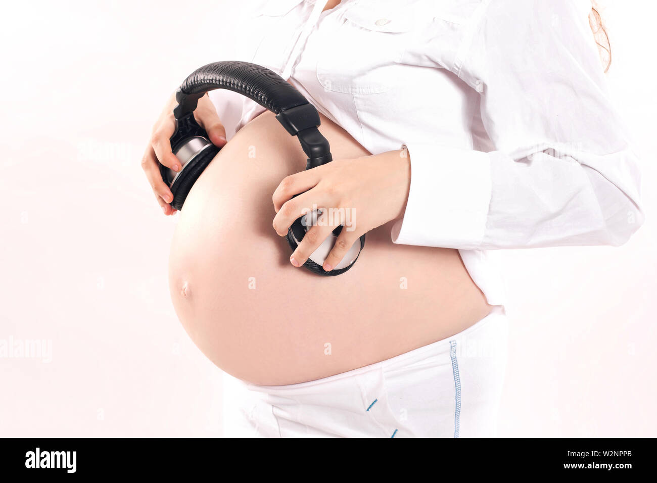 Unborn baby music hi-res stock photography and images - Alamy