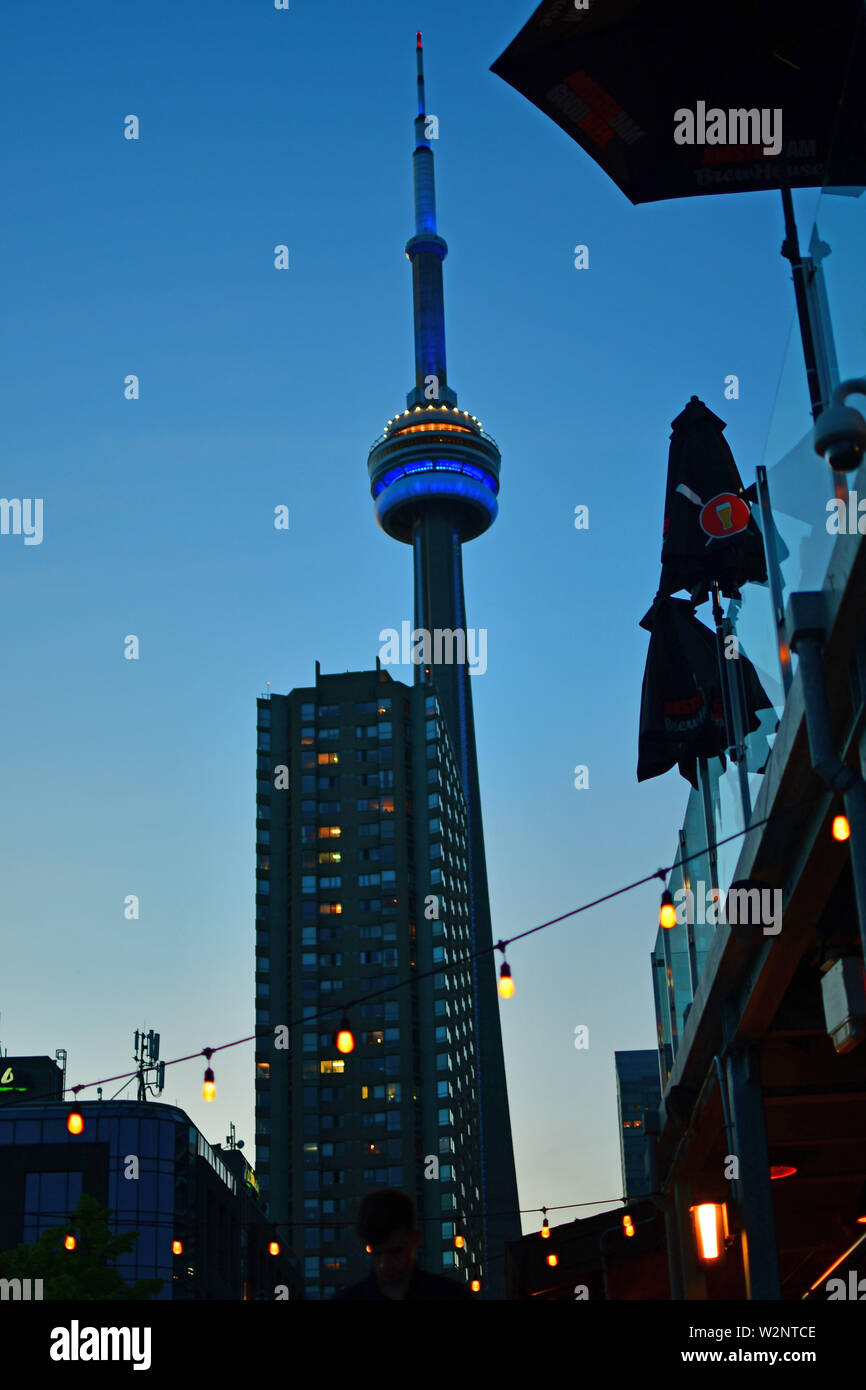 View of the CN Tower and Toronto skyline at twilight Stock Photo