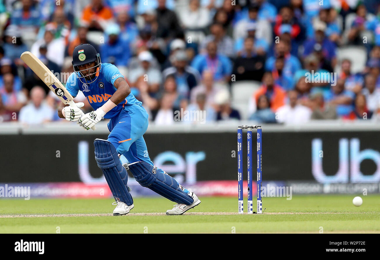 Hardik pandya hi-res stock photography and images - Alamy