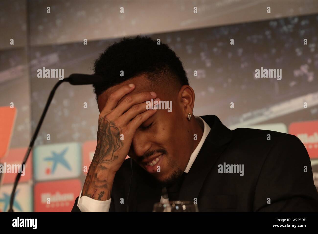 Madrid, Spain. 10th July, 2019. Madrid, Spain; 10/07/2019.Eder Militao new Real Madrid player, press conferens, leaves the press room for not feeling well? Santiago Bernabeu Stadium. Credit: Juan Carlos Rojas/Picture Alliance | usage worldwide/dpa/Alamy Live News Stock Photo