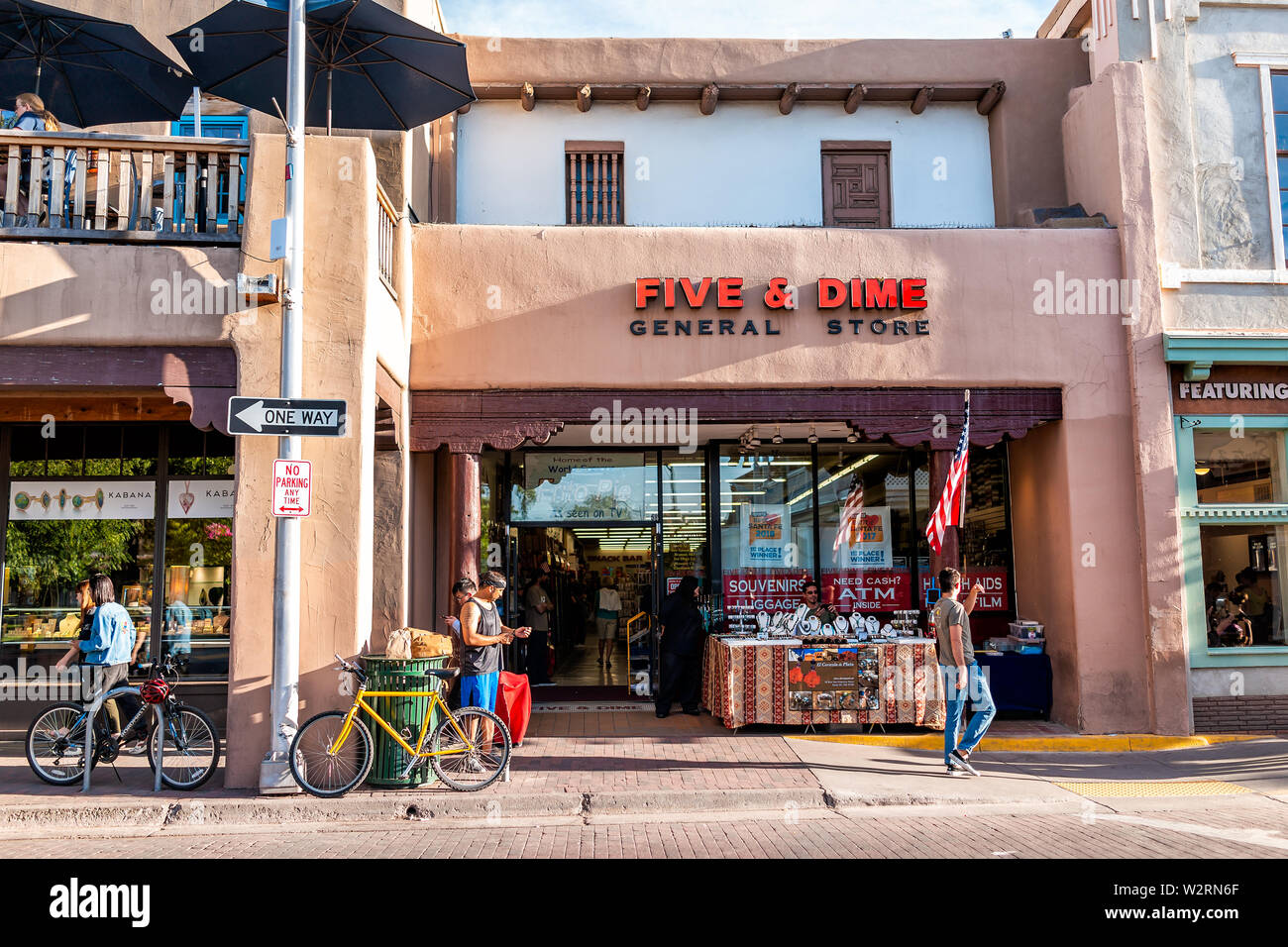 Five and dime santa fe hires stock photography and images Alamy