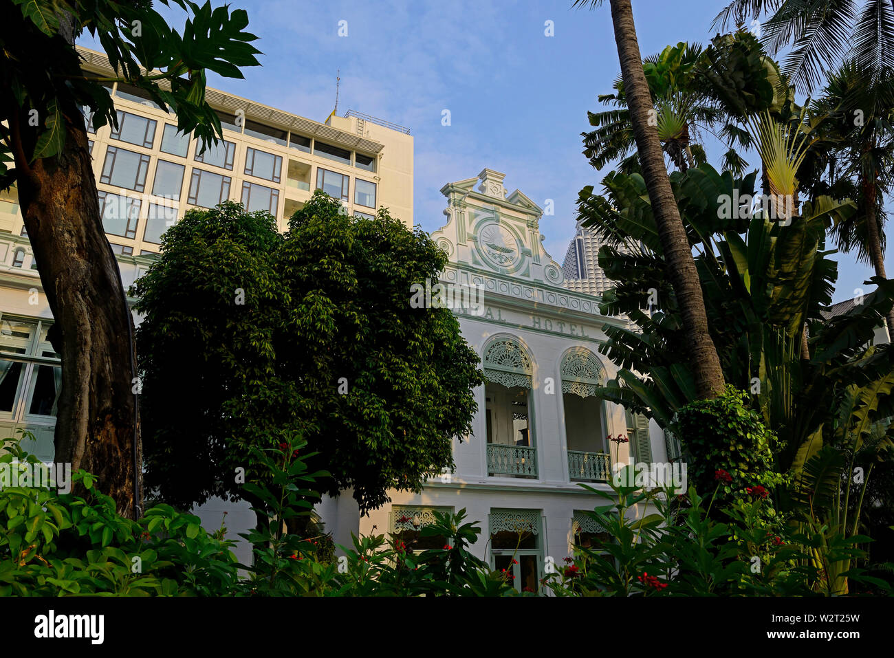bangkok, thailand - february 02, 2019:   garden front facade of the mandarin oriental hotel Stock Photo