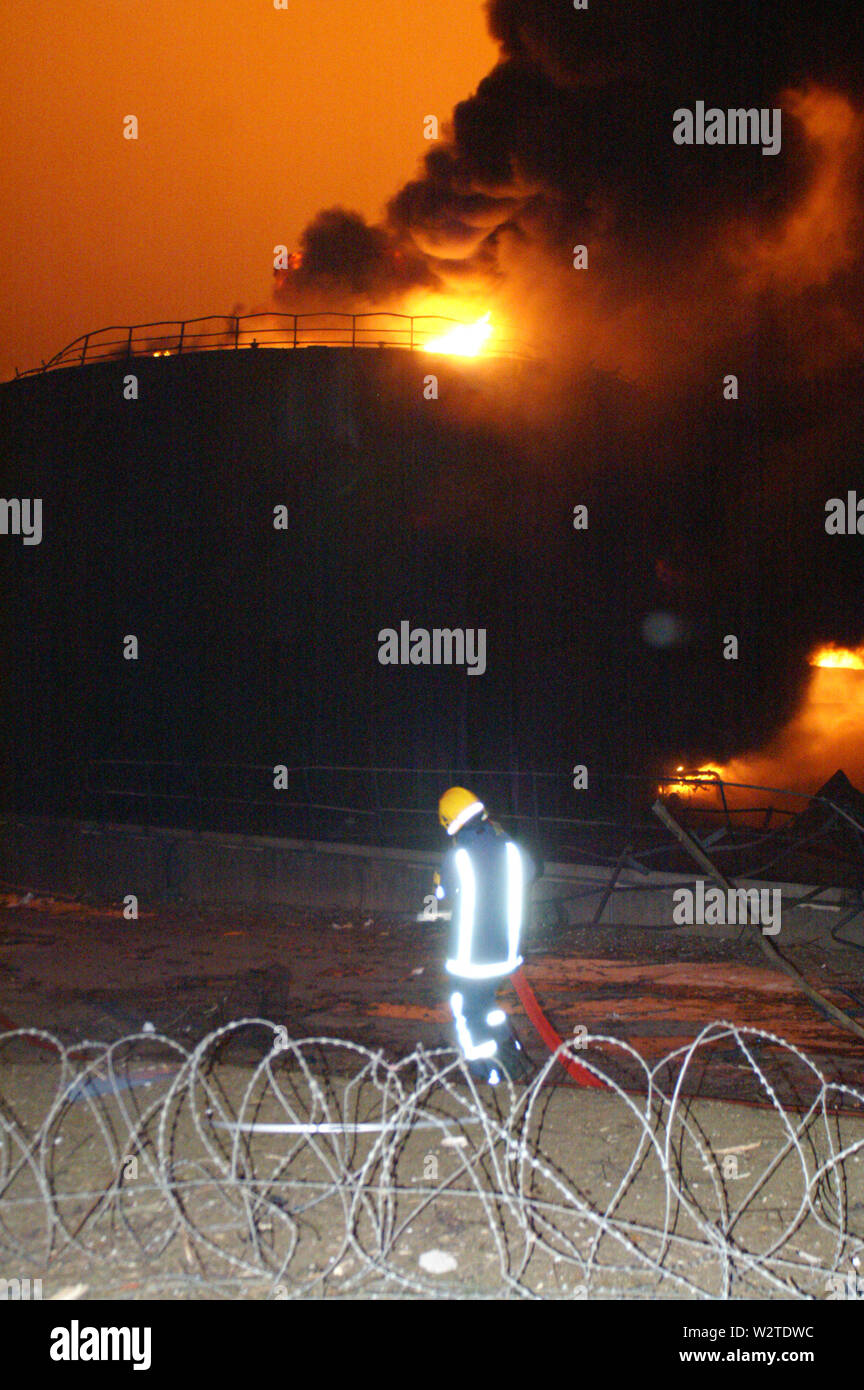Buncefield fuel depot fire Stock Photo Alamy