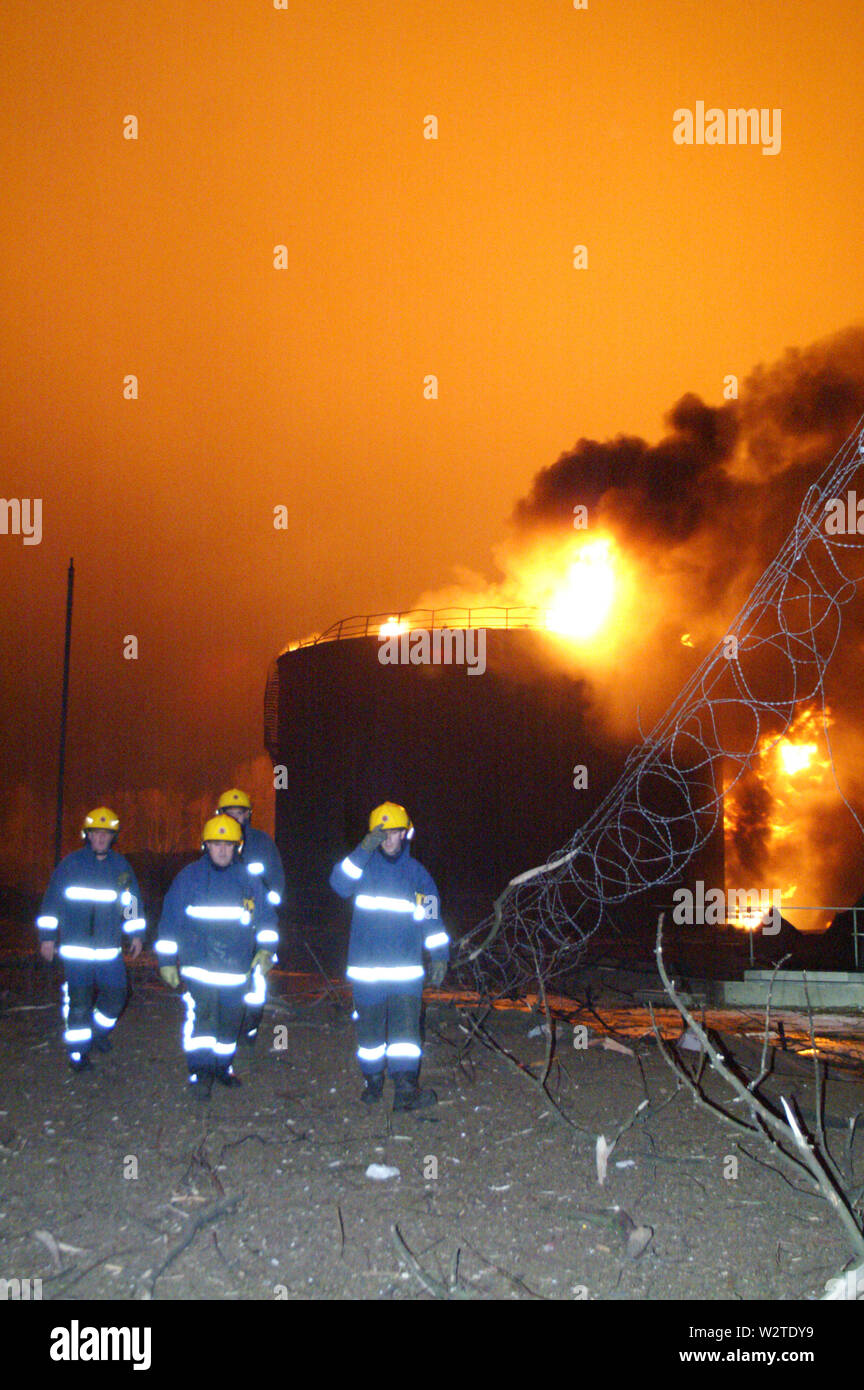 Buncefield fuel depot fire Stock Photo Alamy