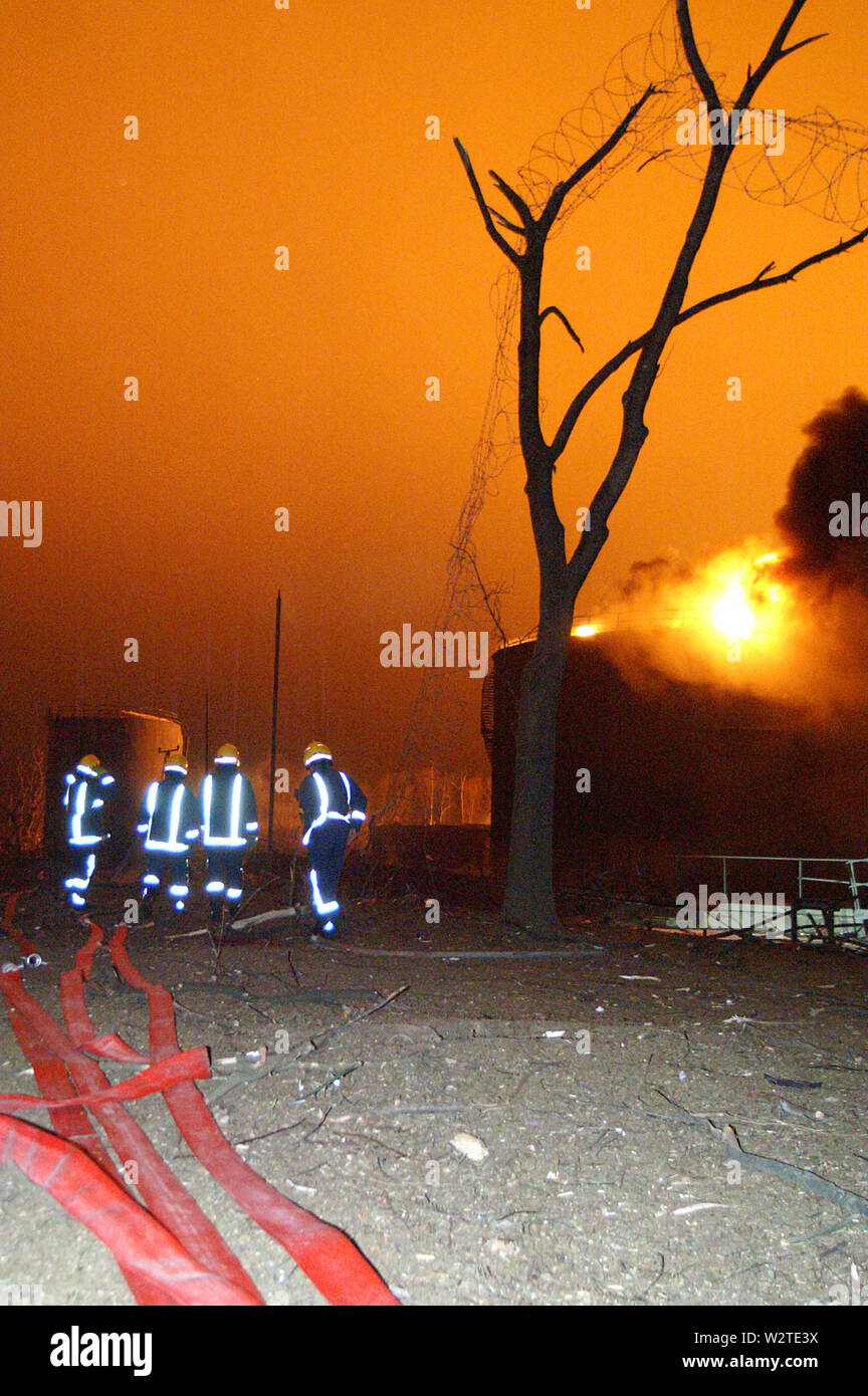 Buncefield fuel depot fire Stock Photo Alamy