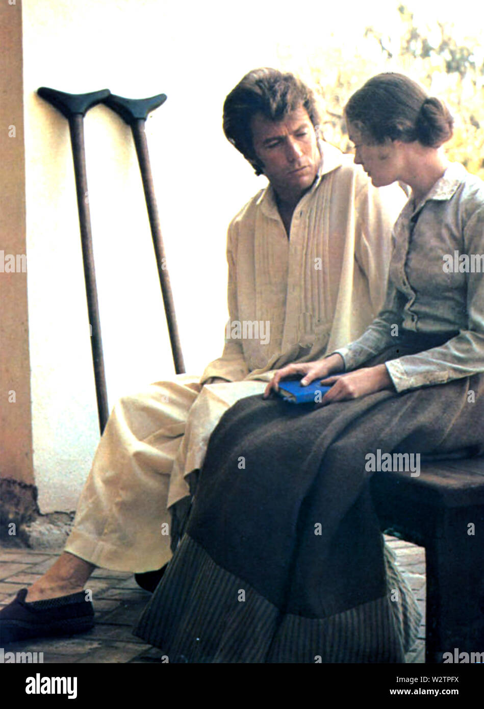 THE BEGUILED 1971 Universal Pictures film with Clint Eastwood and Geraldine Page Stock Photo