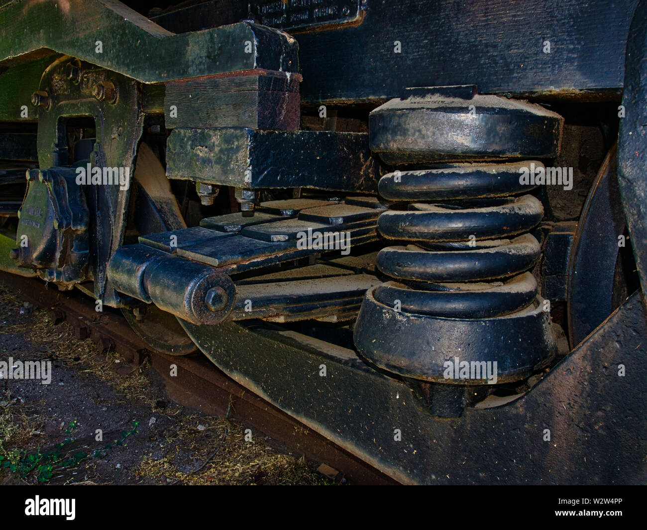 Leaf spring suspension hires stock photography and images Alamy